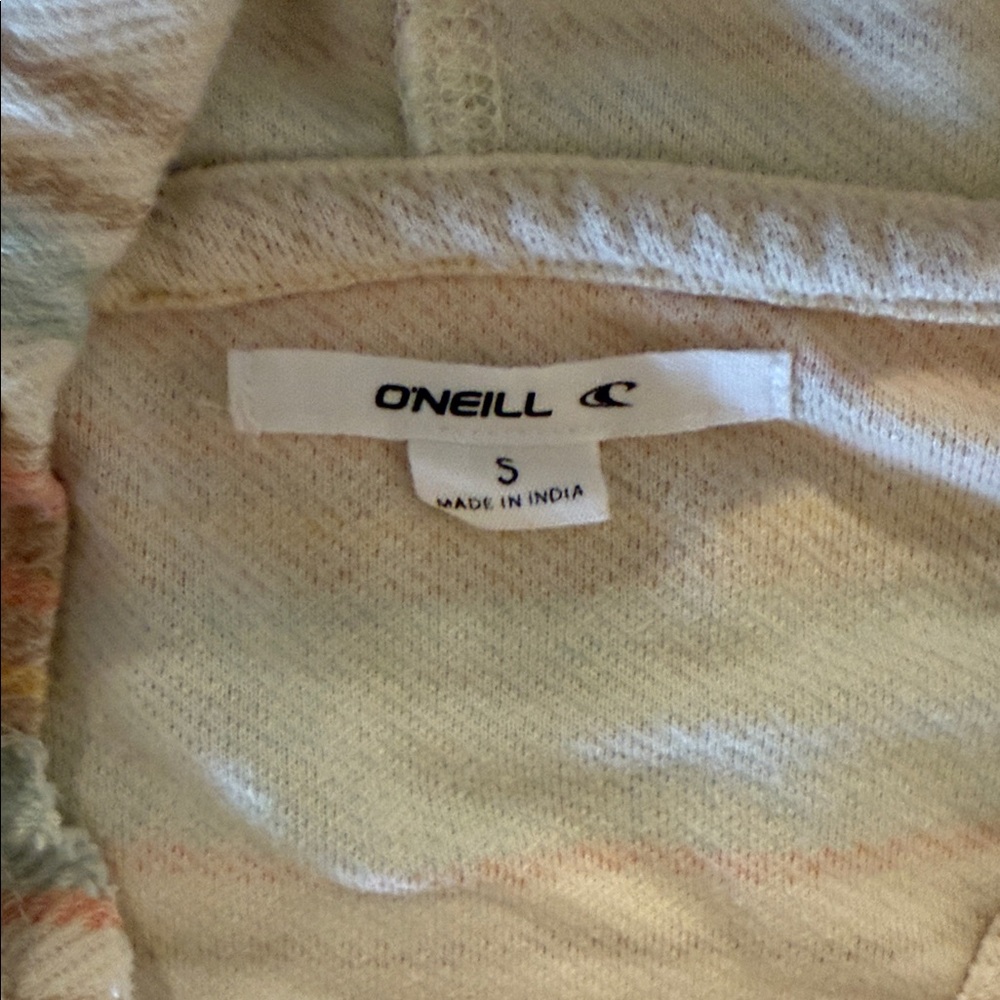 O’neill Rosarito shorts and hoodie set size small - Picture 6 of 9